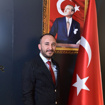 İbrahim AKG&Uuml;ND&Uuml;Z